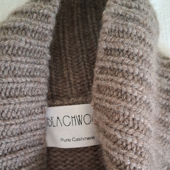 Classic Brown Turtleneck Sweater - Women - Picture 3 of 8